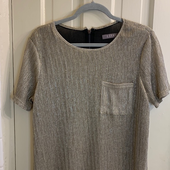 E. Ssue Dresses & Skirts - E. Ssue gold pleated cocktail party dress size L